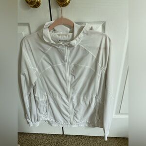 White lightweight athleta jacket